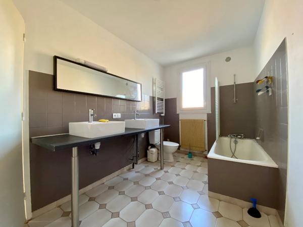 86200 arçay ARÇAY : maison à vendre