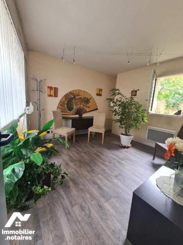 Local à usage professionnel