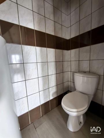Location appartement 3 pièces 100 m² Saint-Saulge