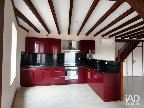 Location appartement 3 pièces 100 m² Saint-Saulge