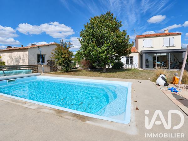 Maison à vendre 7 pièces 175 m² Essarts-en-Bocage