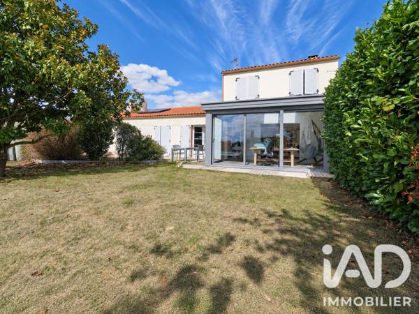 Maison à vendre 7 pièces 175 m² Essarts-en-Bocage
