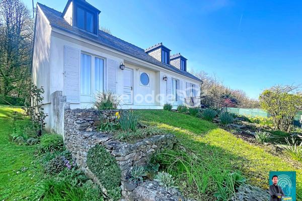 Maison à vendre 7 pièces de 152 m² à Jouy-le-Moutier