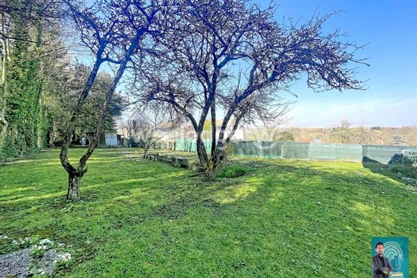 Maison à vendre 7 pièces de 152 m² à Jouy-le-Moutier