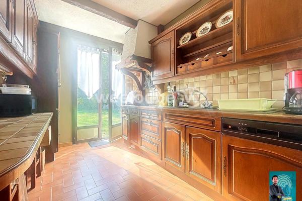 Maison à vendre 7 pièces de 152 m² à Jouy-le-Moutier