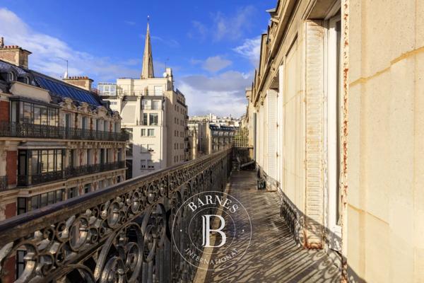 Paris 8ème, Appartement 2 Chambres -  110 m² à vendre