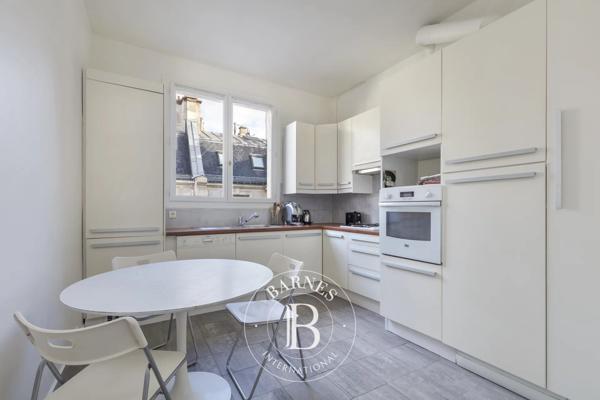Paris 8ème, Appartement 2 Chambres -  110 m² à vendre