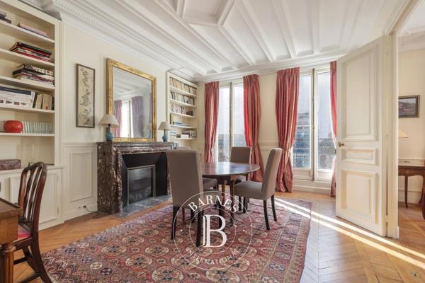 Paris 8ème, Appartement 2 Chambres -  110 m² à vendre