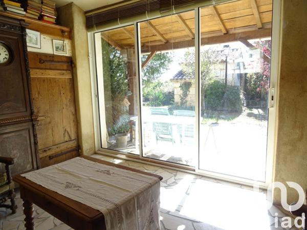 Maison de village 6 pièces de 157 m² à Mareuil (24340)