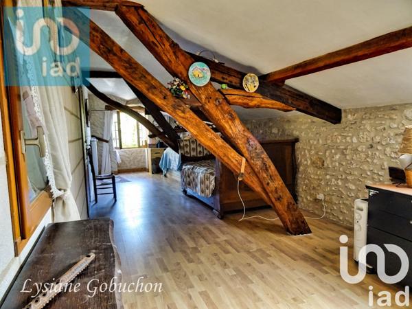 Maison de village 6 pièces de 157 m² à Mareuil (24340)