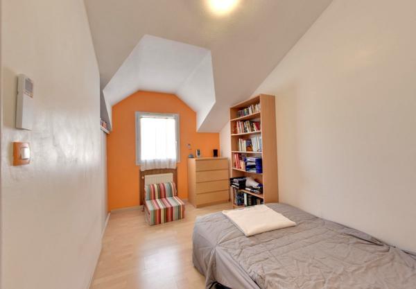 JOLIE MAISON FAMILIALE