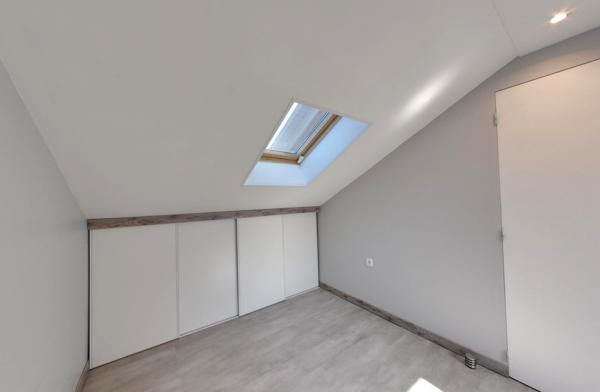 JOLIE MAISON FAMILIALE
