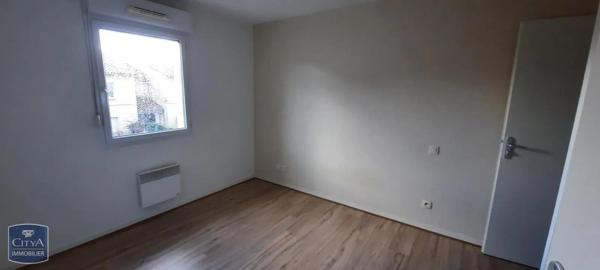 Appartement à louer 2 pièces 40.22m² Saint-Jean-du-Falga (09100)