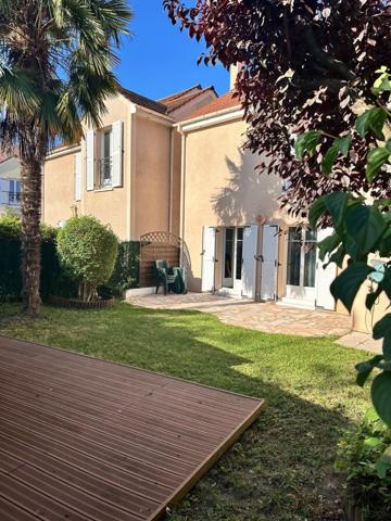 Maison familiale de 173 m² à vendre à Vauréal – 6 pièces, 4 chambres, état impeccable