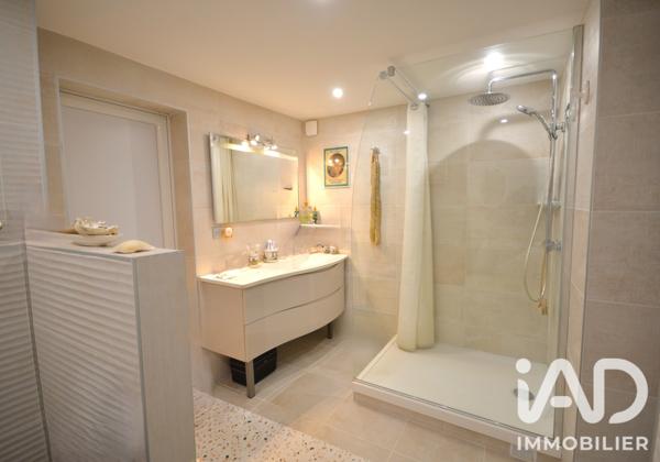 Maison à vendre 8 pièces 272 m² Corme-Écluse