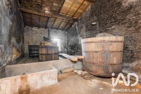 Maison à vendre 8 pièces 272 m² Corme-Écluse