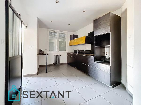 Maison de 95 m2. 4 chambres.