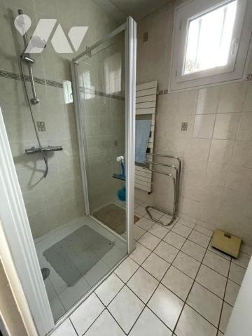 Proche super U, 120m², 4 chambres