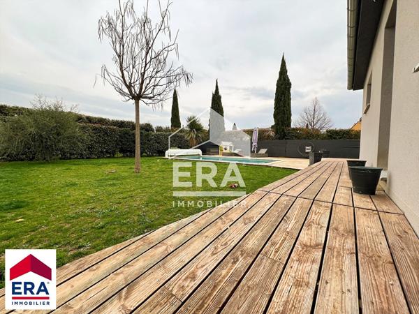 Villa individuelle avec piscine et garage