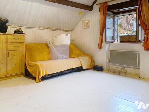 À vendre – Maison en pierre à rénover avec dépendances – Charmont-en-Beauce