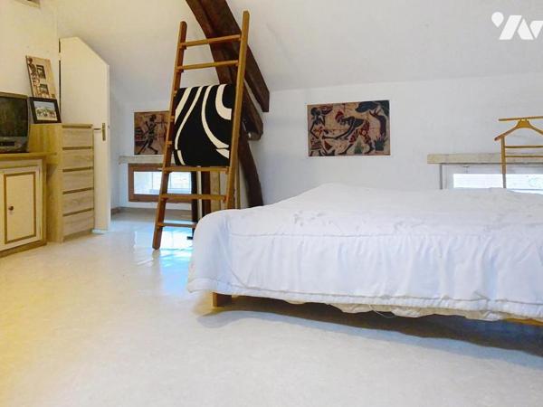 À vendre – Maison en pierre à rénover avec dépendances – Charmont-en-Beauce