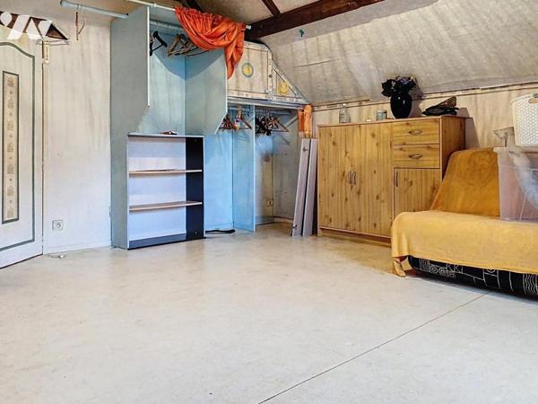 À vendre – Maison en pierre à rénover avec dépendances – Charmont-en-Beauce