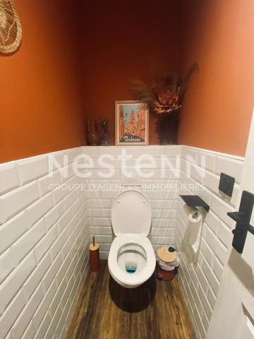 Talence MAISON 5PP  meublée avec terrasse et jardinet, place de parking en sous sol