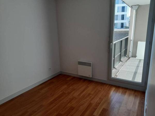 Appartement 2 pièces                                        - 69007 Lyon 7e  Arrondissement Réf : 5446