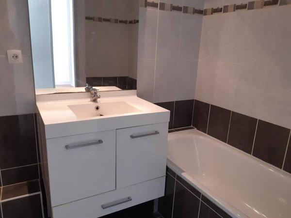Appartement 2 pièces                                        - 69007 Lyon 7e  Arrondissement Réf : 5446