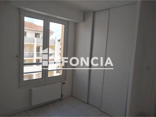 Location Appartement 2 pièces 41.91 m² - 17 RUE DU VIGNAS St Raphael 83700