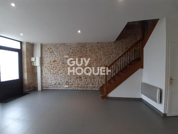MAISON À LOUER DE 3 PIÈCES DE 66,39 M²