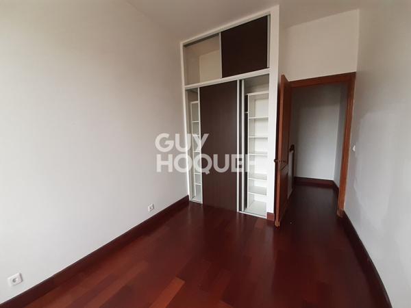 MAISON À LOUER DE 3 PIÈCES DE 66,39 M²