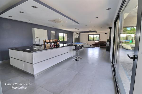 La Belle Contemporaine avec piscine chauffée