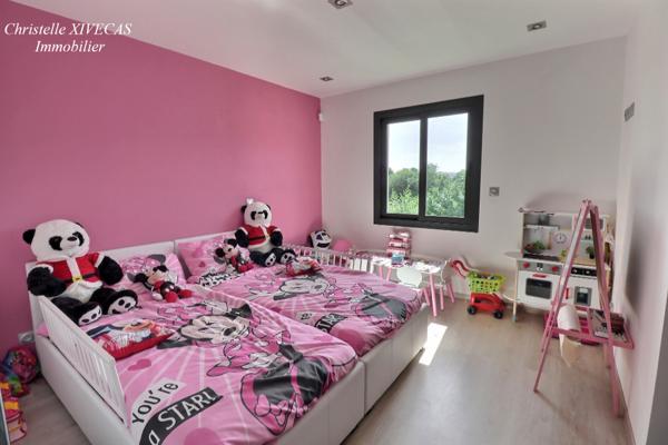 La Belle Contemporaine avec piscine chauffée