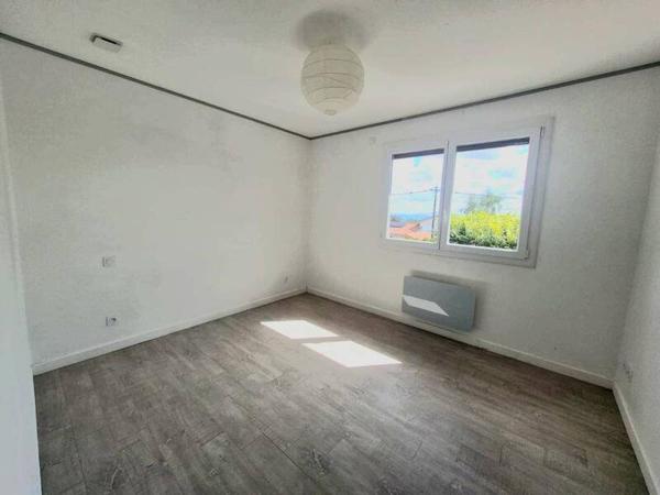 Maison 5 pièces                                        - 42380 Périgneux Réf : 12909