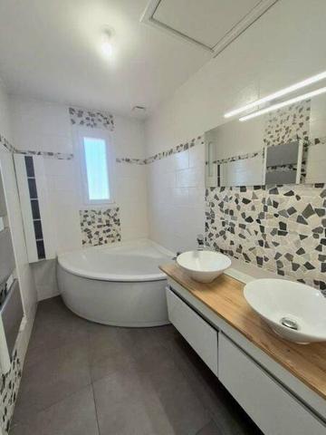 Maison 5 pièces                                        - 42380 Périgneux Réf : 12909