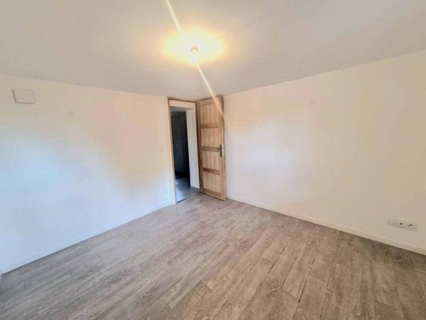 Maison 5 pièces                                        - 42380 Périgneux Réf : 12909
