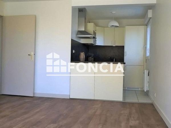 Location Appartement 2 pièces 45.5 m² - 56-58 ALLEE DE BELLEVUE Tours 37200