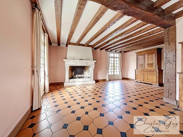 Montval sur Loir (72), maison à vendre de 291 m² – 7 chambres - 633 m² de terrain - grande famille - maison secondaire-profession libérale