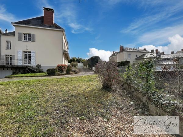 Montval sur Loir (72), maison à vendre de 291 m² – 7 chambres - 633 m² de terrain - grande famille - maison secondaire-profession libérale