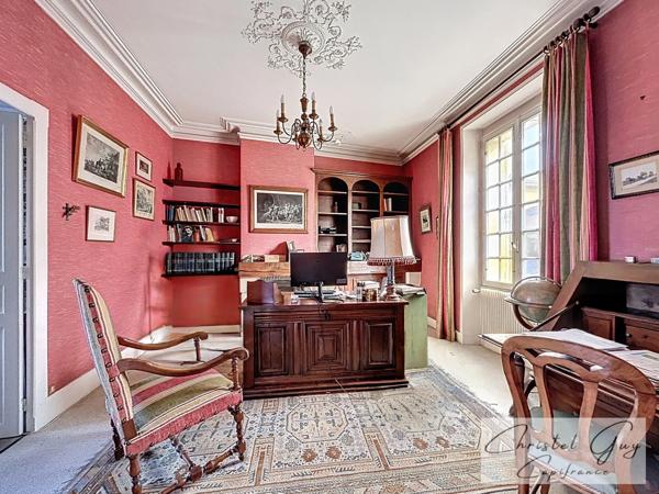 Montval sur Loir (72), maison à vendre de 291 m² – 7 chambres - 633 m² de terrain - grande famille - maison secondaire-profession libérale