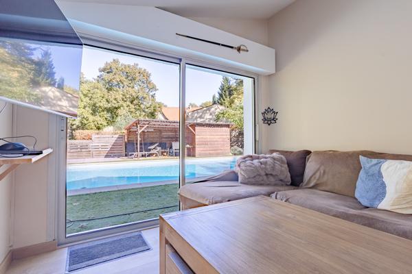 Maison
         5 pièces
        - 132 m² 305 000 €*