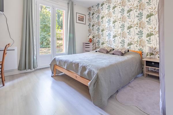 Maison
         5 pièces
        - 132 m² 305 000 €*