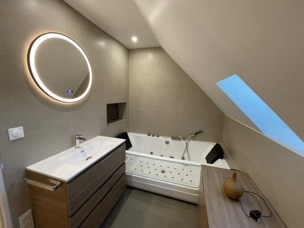 Maison à vendre |  Mézières-sur-Seine |  6 pièces | 164 m²