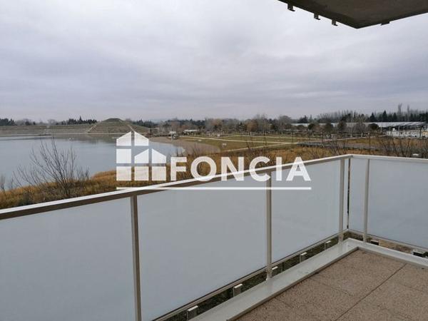 Location Appartement 2 pièces 53 m² - 130 RUE CHATEAUBRIAND Monteux 84170