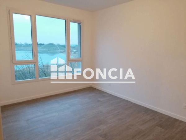 Location Appartement 2 pièces 53 m² - 130 RUE CHATEAUBRIAND Monteux 84170