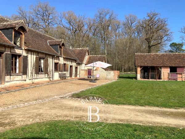 Cheverny, Fermette 8 Chambres -  380 m² à vendre