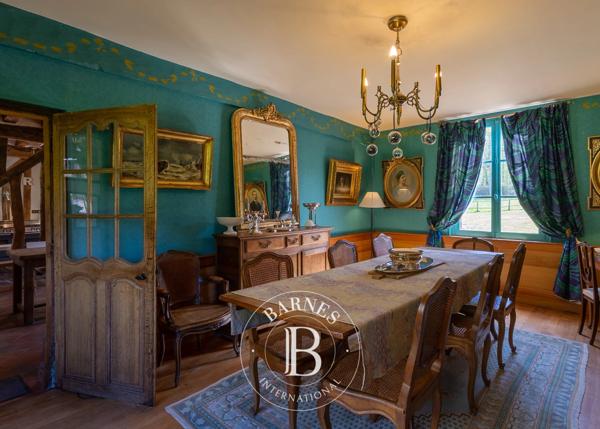 Cheverny, Fermette 8 Chambres -  380 m² à vendre