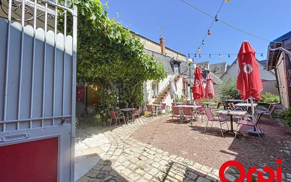 Immeuble à vendre    10 pièces •  Bourges