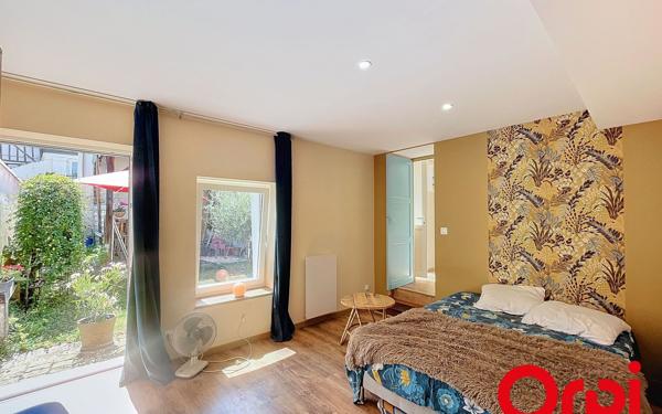 Immeuble à vendre    10 pièces •  Bourges